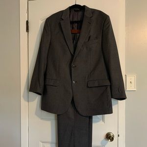 Joseph A Banks mens tailored fit suit, grey check